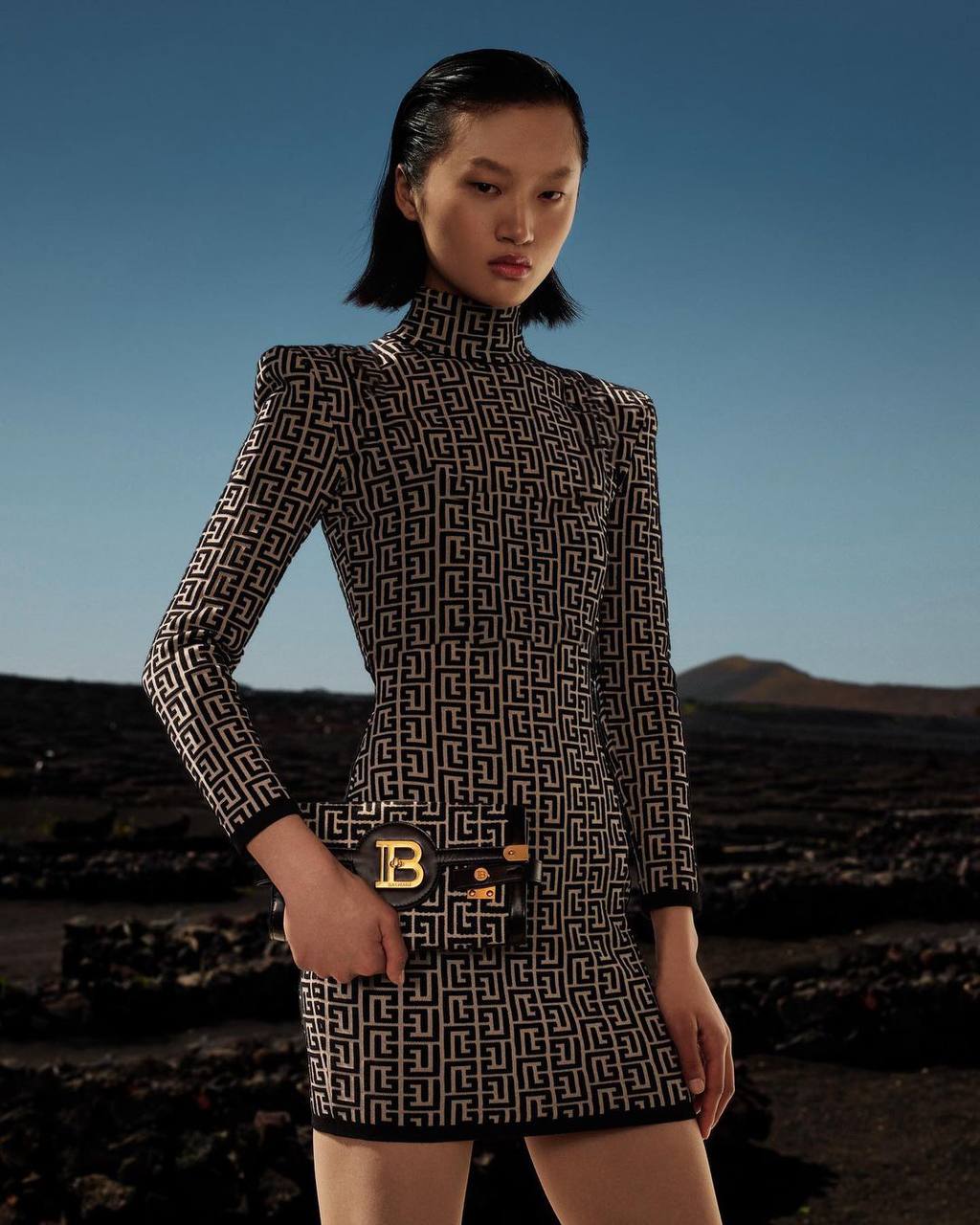 Short Bicolor Jacquard Bandage Dress